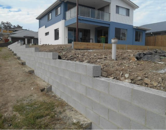 Besser Block Wall Installation: Matching Home Aesthetics in Gold Coast