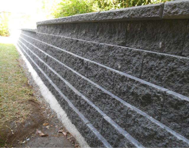 Flush Face Garden Wall and Shed Replacement in Arundel, Gold Coast