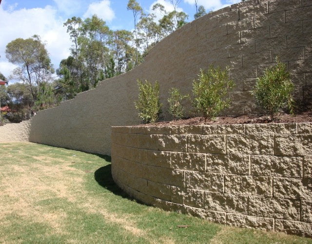 Concrete Retaining Walls