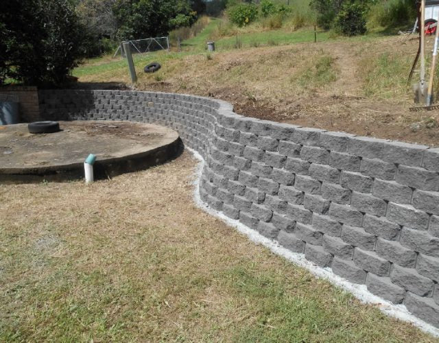 Windsor Block Retaining Wall New Block Driveway And Retaining Wall